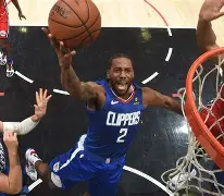 关于今晚体能课后，洛杉矶快船防线松动备战NBA季后赛，质疑声仍在，团队化学反应显著的信息