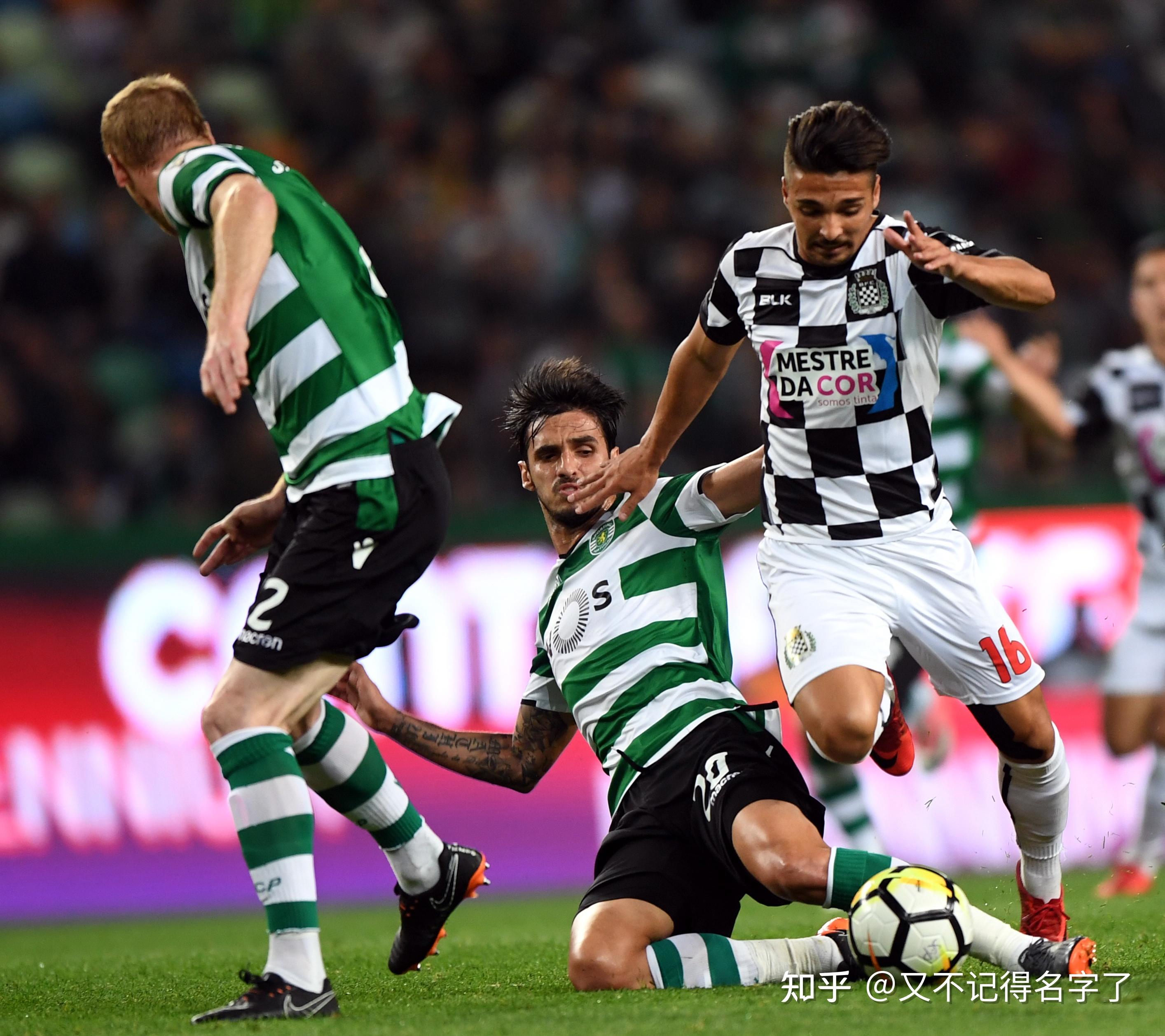 开云平台-赛地聚焦——葡超清晨热度飙升；那不勒斯远射贴柱；信心回归；更衣室氛围转暖(欧洲十大足球场)