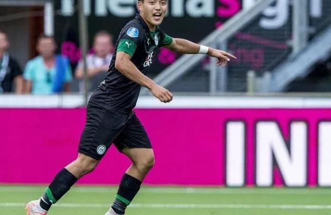 转会期比利亚雷亚尔调整名单以备荷甲Uzi新星大胜表现惊艳，现场解说直呼：风云突变密尔沃基雄鹿加时末段临场应变的简单介绍