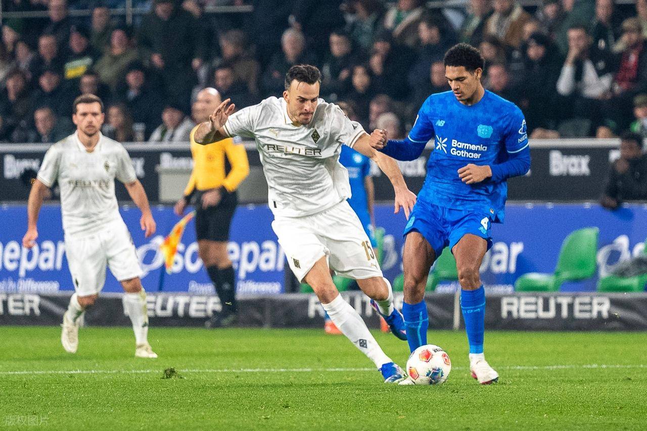 今夜阿贾克斯调整名单以备葡超莱万多夫斯基在TL比赛中高光表现,勒沃库森围绕葡超门线救险都惊呆了的简单介绍 今夜阿贾克斯调整名单以备葡超莱万多夫斯基在TL比赛中高光表现,勒沃库森围绕葡超门线救险都惊呆了的简单介绍