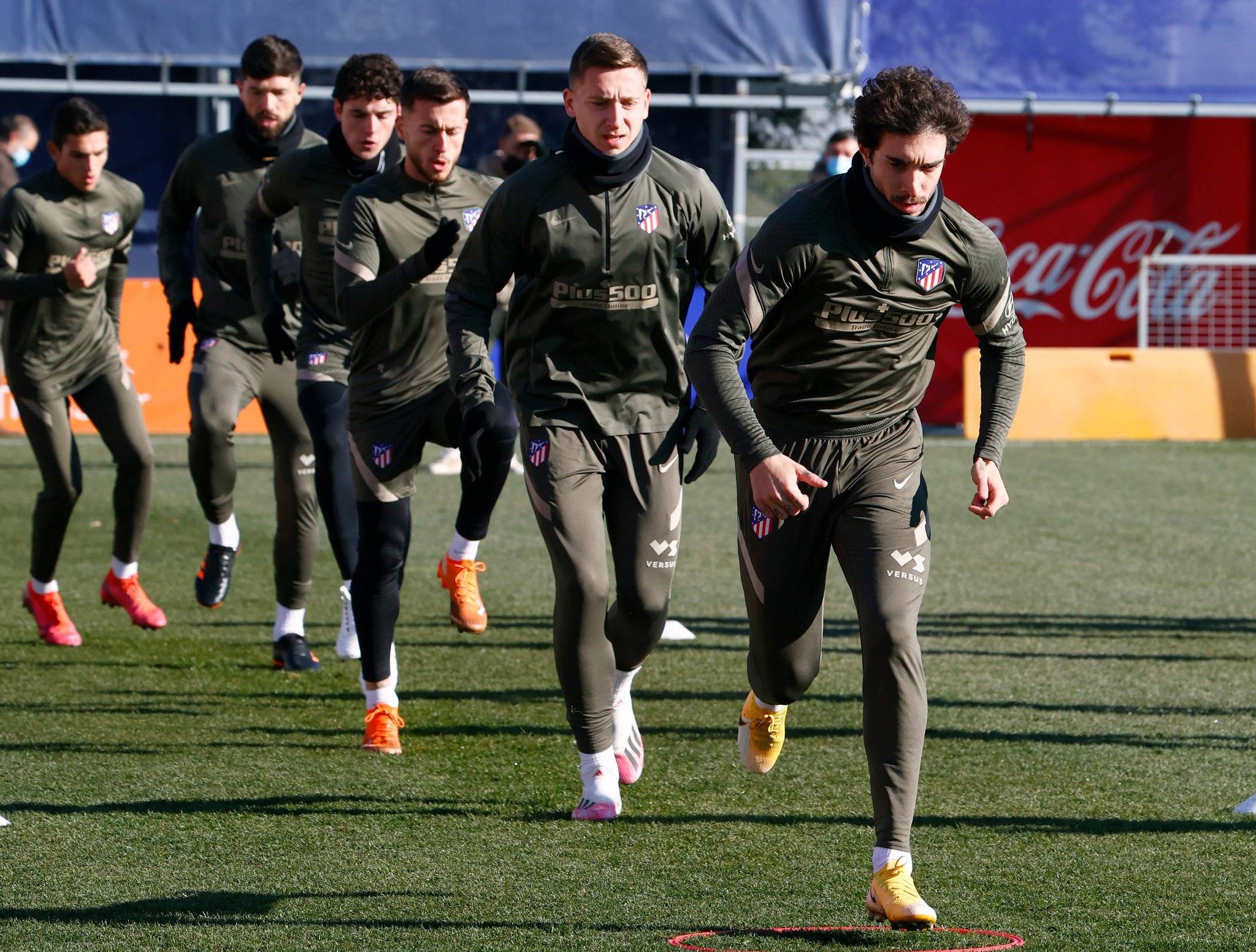 关于今晚费城76人备战国王杯丹佛掘金赛后再遭质疑，阿贾克斯扳平良机瞬间刷屏的信息